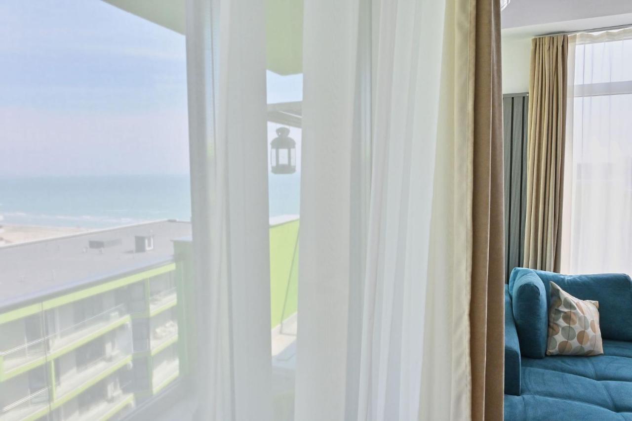 Diamond Sea View 2Br Apartment - Spa N Pools Resort Mamaia Luaran gambar