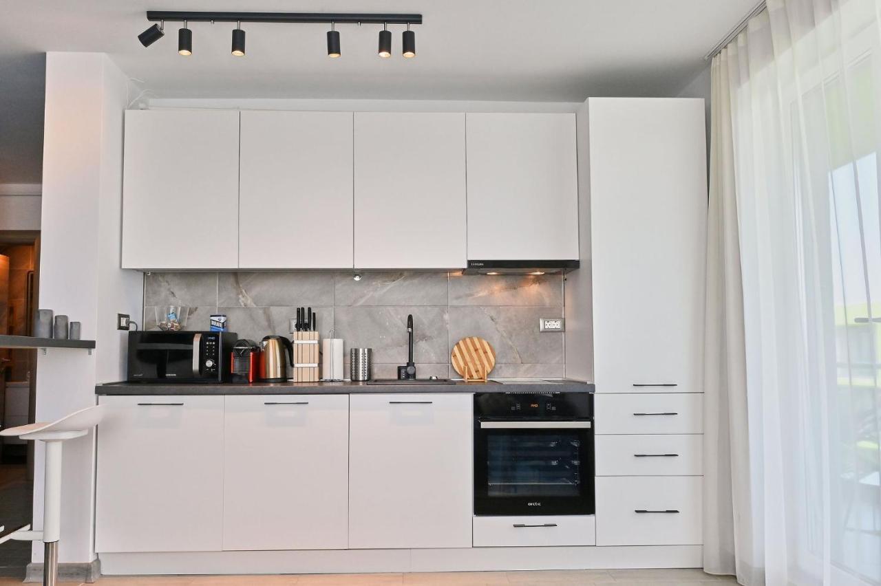 Diamond Sea View 2Br Apartment - Spa N Pools Resort Mamaia Luaran gambar