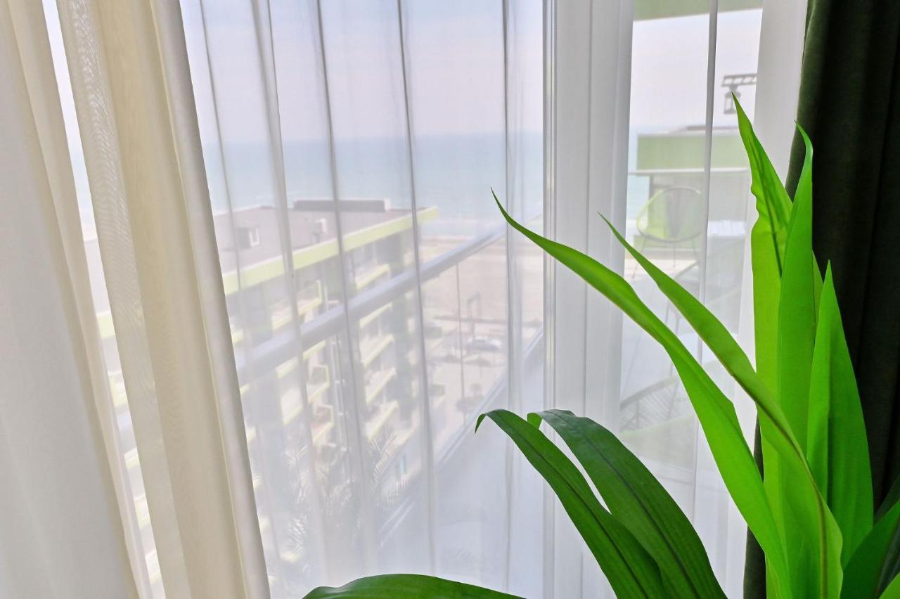 Diamond Sea View 2Br Apartment - Spa N Pools Resort Mamaia Luaran gambar
